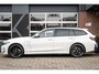 BMW 3-Serie 330e xDrive M Sport LCI | Facelift | Shadow | Trekhaak | Widescreen | Hifi | Camera | 18' inch |