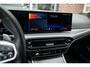 BMW 3-Serie 330e xDrive M Sport LCI | Facelift | Shadow | Trekhaak | Widescreen | Hifi | Camera | 18' inch |