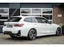 BMW 3-Serie 330e xDrive M Sport LCI | Facelift | Shadow | Trekhaak | Widescreen | Hifi | Camera | 18' inch |
