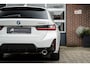 BMW 3-Serie 330e xDrive M Sport LCI | Facelift | Shadow | Trekhaak | Widescreen | Hifi | Camera | 18' inch |