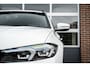 BMW 3-Serie 330e xDrive M Sport LCI | Facelift | Shadow | Trekhaak | Widescreen | Hifi | Camera | 18' inch |