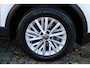 Volkswagen T-Roc 1.0 TSI 110pk Style / Navigatie / LM 16 inch / Parkeersensoren / APP Connect / Airco