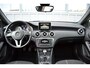 Mercedes-Benz A-klasse 180 Ambition * Xenon * Panoramadak * Night Pakket * 18" * Mooie auto