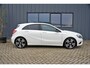 Mercedes-Benz A-klasse 180 Ambition * Xenon * Panoramadak * Night Pakket * 18" * Mooie auto