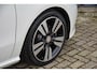 Mercedes-Benz A-klasse 180 Ambition * Xenon * Panoramadak * Night Pakket * 18" * Mooie auto