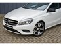 Mercedes-Benz A-klasse 180 Ambition * Xenon * Panoramadak * Night Pakket * 18" * Mooie auto