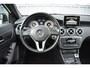 Mercedes-Benz A-klasse 180 Ambition * Xenon * Panoramadak * Night Pakket * 18" * Mooie auto