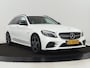 Mercedes-Benz C-klasse 300e AMG Night | Stoelverwarming | Carplay | Leder/Alcantara | Camera | Navigatie | Park Assist | Full LED | PHEV | Plug In