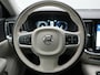 Volvo V60 T6 Twin Engine AWD Momentum Pro Plug In Hybrid 340pk Dealer O.H PHEV | Panodak | Camera | Apple Carplay | Sportstoelen Verwarmd | Virtual | Cruise Control | Blis | Navigatie | DAB |