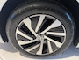 Volkswagen Golf Variant 2.0 TDI Life Business Full options met o.a. Climate control - Cruise control adaptive - Bluetooth/Apple carplay/Android auto - Navigatie full map - Stoelverwarming en Elektrisch verstelbaar met massage functie - P