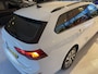 Volkswagen Golf Variant 2.0 TDI Life Business Full options met o.a. Climate control - Cruise control adaptive - Bluetooth/Apple carplay/Android auto - Navigatie full map - Stoelverwarming en Elektrisch verstelbaar met massage functie - P