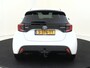 Toyota Yaris 1.5 Hybrid Dynamic keyless entry| Trekhaak| Stoelverwarming |Parkeersensoren & Camera | All Seasonbanden |