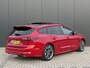 Ford Focus Wagon 1.0 EcoBoost Hybrid ST Line X | Panoramadak | Winterpack | AGR Stoel | 18 Inch | B&O Audio | Adaptive Cruise | Camera
