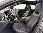 Mercedes-Benz CLA Shooting Brake 180 AMG Line | Panorama - Schuifdak | Sfeerverlichting | Distronic Cruise Control | DAB+ Radio | Achteruitrij Camera