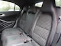 Mercedes-Benz A-klasse 180 | AMG Line | PANO | NAVI | SPORT STOELEN