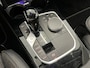 BMW 1-Serie 118i Introduction Edition | Achteruitrijcamera | Autonoom parkeren | Parkeersensoren voor en achter | Sportstuur | Sportstoelen |