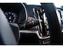 Volvo V90 2.0 B5 Inscription Trekhaak - Panoramadak - Head Up - Adaptive Cruise Control - Harman Kardon - Sensus Navigatie - Zongordijnen in de achterportieren - Parkeerverwarming met timer - Verwarmbaar stuurwiel -