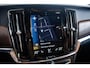 Volvo V90 2.0 B5 Inscription Trekhaak - Panoramadak - Head Up - Adaptive Cruise Control - Harman Kardon - Sensus Navigatie - Zongordijnen in de achterportieren - Parkeerverwarming met timer - Verwarmbaar stuurwiel -