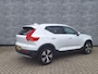 Volvo XC40 Plug-in Hybrid T4 Inscription Expression | Adaptive cruise control | Lederen bekleding | Harman Kardon audio | Stoel- en stuurwielverwarming | Achteruitrijcamera | Voorruitverwarming | Parkeersensoren voor + achter |