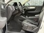 Volvo XC40 Plug-in Hybrid T4 Inscription Expression | Adaptive cruise control | Lederen bekleding | Harman Kardon audio | Stoel- en stuurwielverwarming | Achteruitrijcamera | Voorruitverwarming | Parkeersensoren voor + achter |