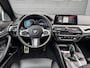 BMW 5-Serie 530d High Executive M-Sport | Panoramadak | Head-Up Display | Bowers & Wilkins | 19 Inch Lichtmetalen Velgen |