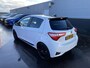 Toyota Yaris 1.5 Hybrid GR-Sport Nieuw geleverd, 1e eign. Dealeronderhouden, AppleCarPlay/AndroidAuto, Climate control, Cruise control, LM velgen, Parkeerhulpcamera, Zwart dak, Privacy glas