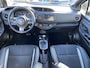 Toyota Yaris 1.5 Hybrid GR-Sport Nieuw geleverd, 1e eign. Dealeronderhouden, AppleCarPlay/AndroidAuto, Climate control, Cruise control, LM velgen, Parkeerhulpcamera, Zwart dak, Privacy glas
