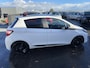 Toyota Yaris 1.5 Hybrid GR-Sport Nieuw geleverd, 1e eign. Dealeronderhouden, AppleCarPlay/AndroidAuto, Climate control, Cruise control, LM velgen, Parkeerhulpcamera, Zwart dak, Privacy glas