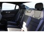 Volvo S60 T8 Automaat Recharge AWD Ultimate Dark Trekhaak | Panoramadak | Verwarmbare voorstoelen+achterbank+stuurwiel | Premium Audio by Harman Kardon | Headup Display | Driver Awareness | Driver Assistance | Adaptieve cruise control met Pilot Assist | Blis |