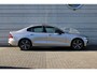 Volvo S60 2.0 Recharge T8 AWD Ultimate Dark | Nappa Leder met Open Grid textiel | Trekhaak | AWD | Premium Audio by Harman Kardon | Headup Display | Verwarmbare voorstoelen | Driver Awareness | Driver Assistance | Panoramadak | Verwarmbaar stuurwiel | Adaptieve cruise control met Pilot Assist | Blis | Google Maps | Google Assistant | Apple Carplay | Keyless | Verwarmbare achterbank | Visual Park Assist | 19 Inch | Trekhaak | Alarmklasse 3