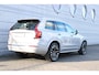Volvo XC90 T8 Automaat Plug-in hybrid AWD Ultra Bright | Trekhaak | Luchtvering | Panoramadak | Verwarmbare voorstoelen en achterbank | Premium audio by Harman Kardon | Head-up display | Elektrisch verstelbare voorstoelen met geheugen