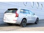 Volvo XC90 T8 Automaat Plug-in hybrid AWD Ultra Bright Charcoal Quilted Nordico | Headup Display | Trekhaak | Luchtvering |  Visual Park Assist | Full Led | Premium Audio by Harman Kardon | Getinte ramen achter | Elektrisch verstelbare voorstoelen met geheugen | 21 Inch | Visual Park Assist |  Matrix Led | Panoramadak | Draadloos opladen telefoon | Google Maps | Google Assistant | Premium Audio by Harman Kardon