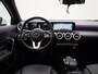 Mercedes-Benz A-klasse 250 e Business Solution Luxury Limited | 218 PK | Schuifdak | Sfeerverlichting | Navigaite | Climate Control | Lichtmetalen Velgen | Stoelverwarming |