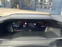 Peugeot 208 1.2 Turbo 100 PK Allure 6-bak | Navigatie | Camera | LED Verlichting | Parkeersensoren | Privacy Glas | Half Lederen Bekleding | Lichtmetalen Velgen | Apple Carplay & Android Auto | 16" Lichtmetalen Velgen |