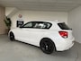 BMW 1-Serie 116i Upgrade Edition Airco, Navigatie, LMV