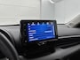Toyota Yaris 1.5 Hybrid Dynamic + Comfort Pack | Stoel en Stuur verwarming | Blindspot | QR Lader | Apple Carplay / Android Auto |