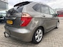 Honda FR-V 1.8i Executive, 6 persoons, leder, schuif-/kanteldak, climatronic, trekhaak. pdc.