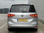 Volkswagen Touran 1.4 TSI Highline / Navigatie / Camera / Parkeersensoren V+A / Zwenkbare trekhaak / Climate controle /