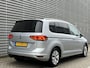 Volkswagen Touran 1.4 TSI Highline / Navigatie / Camera / Parkeersensoren V+A / Zwenkbare trekhaak / Climate controle /