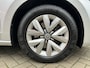 Volkswagen Touran 1.4 TSI Highline / Navigatie / Camera / Parkeersensoren V+A / Zwenkbare trekhaak / Climate controle /