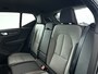 Volvo XC40 B4 Plus Dark | Parkeercamera | Stoel- en Stuurverwarming | Harman Kardon | Trekhaak