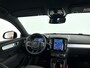 Volvo XC40 B4 Plus Dark | Parkeercamera | Stoel- en Stuurverwarming | Harman Kardon | Trekhaak