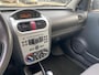 Opel Corsa 1.2-16V Silverline/ AUTOMAAT/ nap/ dealeronderhouden/1jaar apk/ airco/ pdc/ EL-ramen/ zeer nette auto.