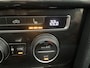Volkswagen E-Golf E-DITION Automaat / Climate control - Cruise control adaptive - Park. sensoren V+A - Navigatie full map - MF Lederen stuurwiel - Ramen en Spiegels Elektrisch - V-stoelen verwarmbaar - Bluetooth