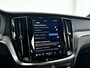 Volvo V60 T6 Plug-in hybrid AWD Plus Dark | 360° camera | Harman Kardon | Stoel- en Stuurverwarming | Trekhaak