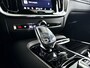Volvo V60 T6 Plug-in hybrid AWD Plus Dark | 360° camera | Harman Kardon | Stoel- en Stuurverwarming | Trekhaak