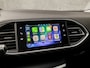 Peugeot 308 SW 1.2 PureTech Premium Sport Automaat (PANORAMADAK, APPLE CARPLAY, GROOT NAVI, 360 CAMERA, SPORTSTOELEN, TREKHAAK, ADAPTIVE CRUISE, GETINT GLAS, NIEUWE APK, NIEUWSTAAT)