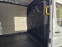 Ford E-Transit 350 L2H2 68 kWh Navi,Camera --ZONDER DEUKEN OF KRASSEN !!--