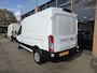Ford E-Transit 350 L2H2 68 kWh Navi,Camera --ZONDER DEUKEN OF KRASSEN !!--
