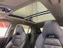 Lynk & Co 01 1.5 MY 2023 ZWARTE HEMEL GREY LINE PREMIUM LEDEREN BEKLEDING 100 STUKS OP VOORRAAD ! VOL OPTIES ! 360 CAMERA ADAPTIVE CRUISE CONTROL PANORAMA SCHUIF/KANTELDAK APPLE CARPLAY/ANDROID RIJSTROOKSENSOREN ZEER MOOI !!